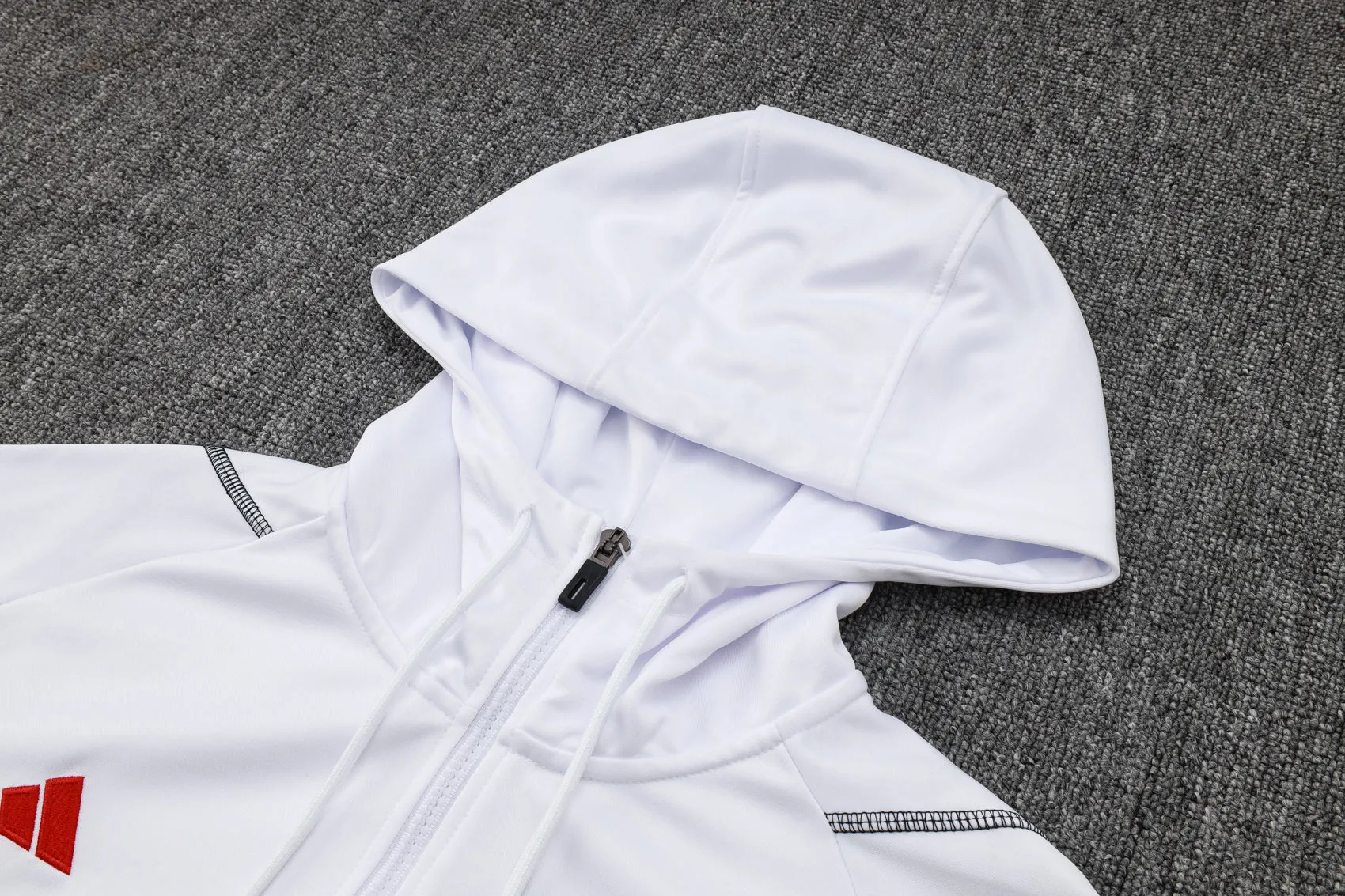 Manchester Unite White and Black Tracksuit